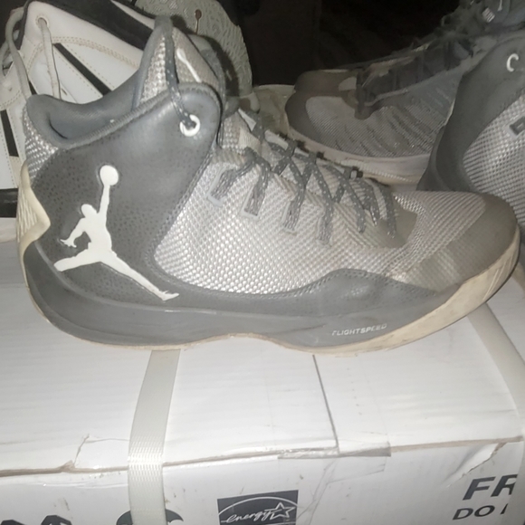 JORDAN BUNDLE🤍 2 PAIRS JORDANS FLIGHT SPEED and SUPER FLY🤍 - Picture 15 of 16